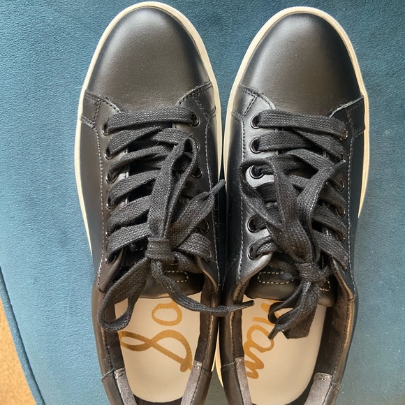 Sam Edelman Black Lace Up Sneakers - Picture 2 of 3